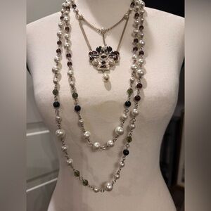 Elegant Pearl and Bead Necklace Set